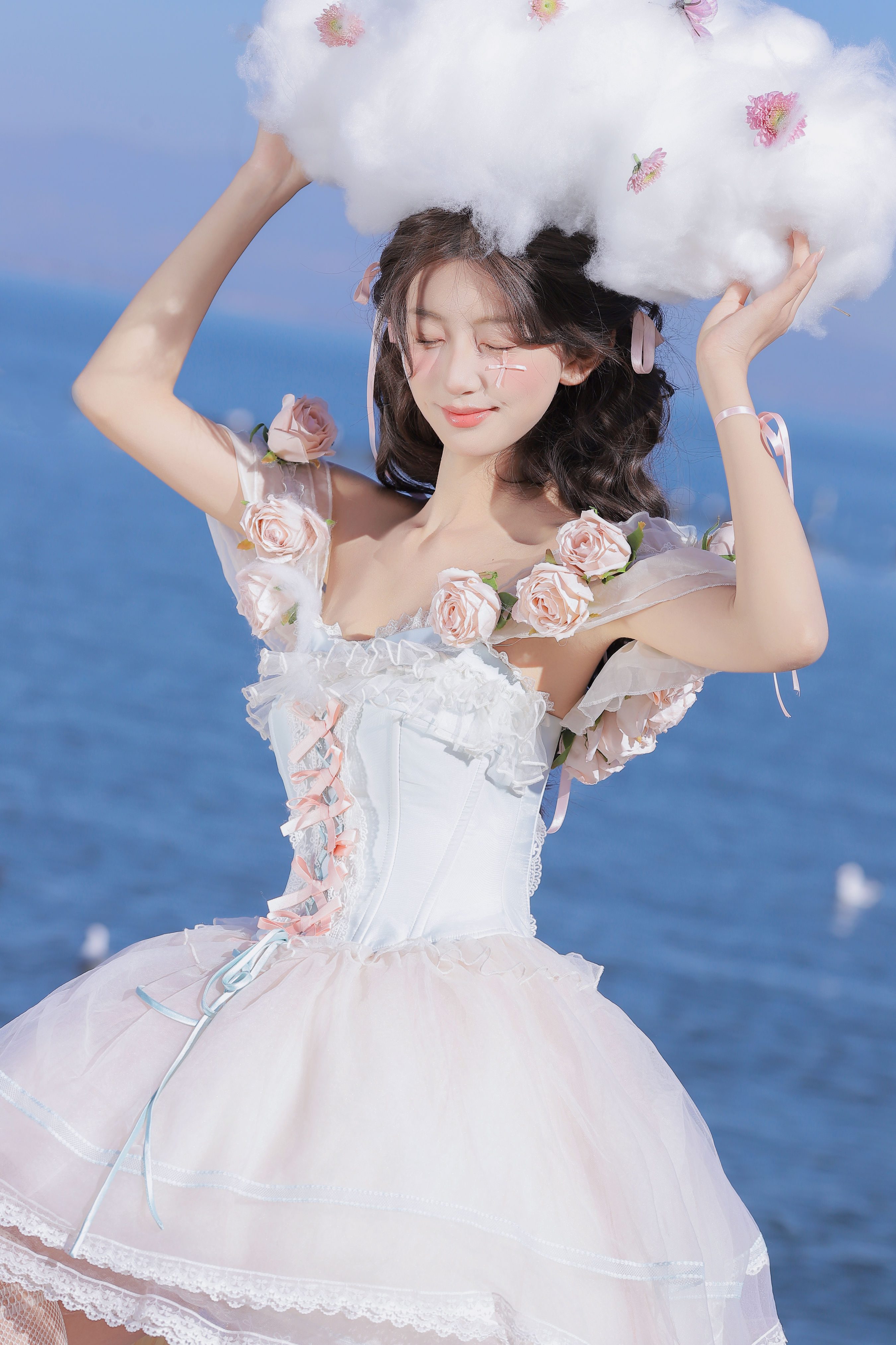 少女的云端梦境_燕燕有梨涡 – 写真美图作品在线欣赏