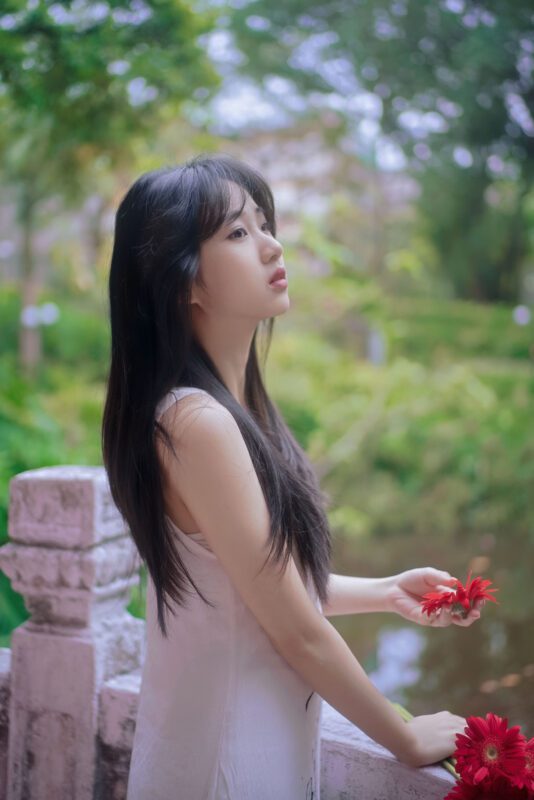 花舞青春·小怡 – 情感写真美图在线赏析-远影归灯