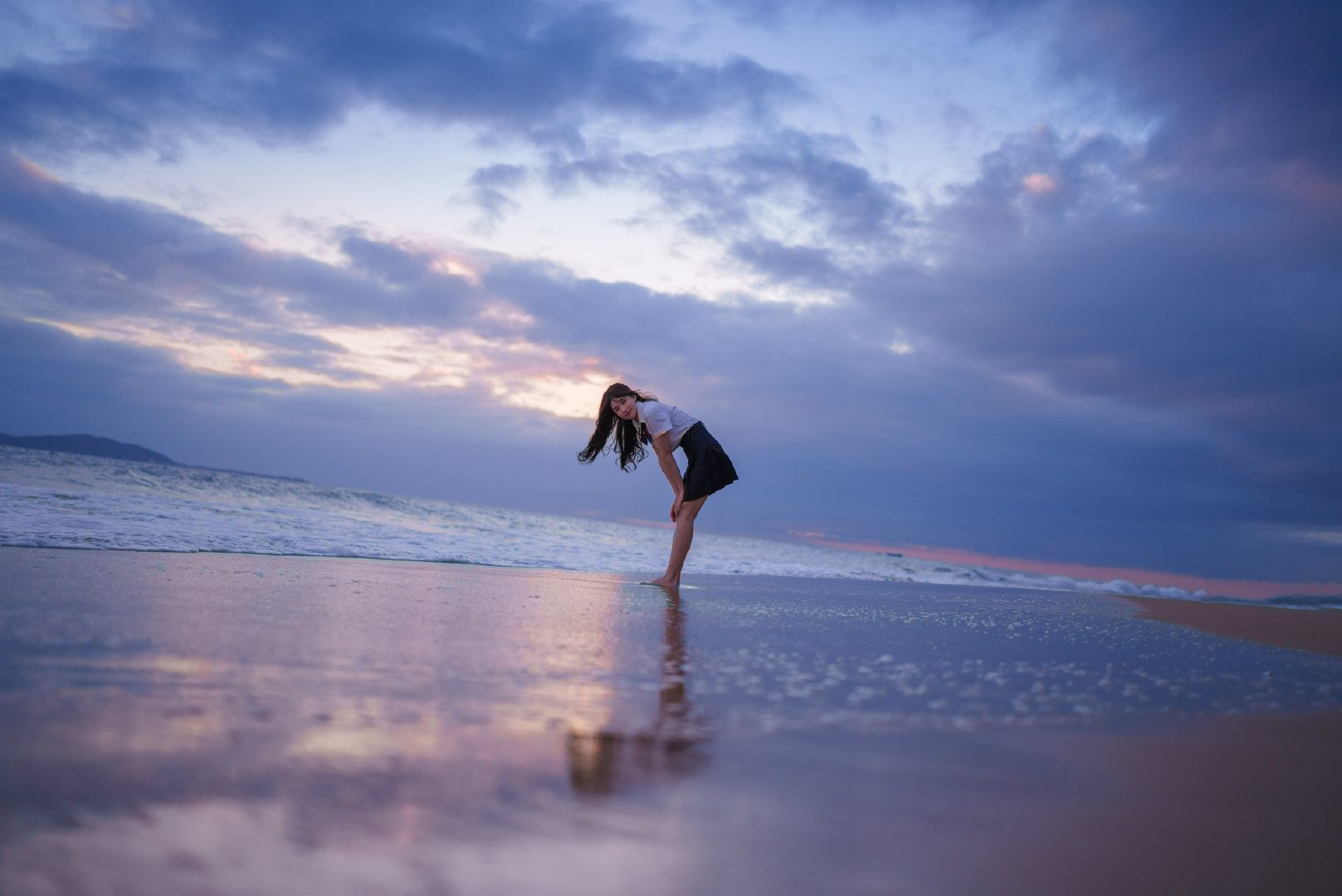 希望今年还有机会去三亚看看海，看看海边的日落
