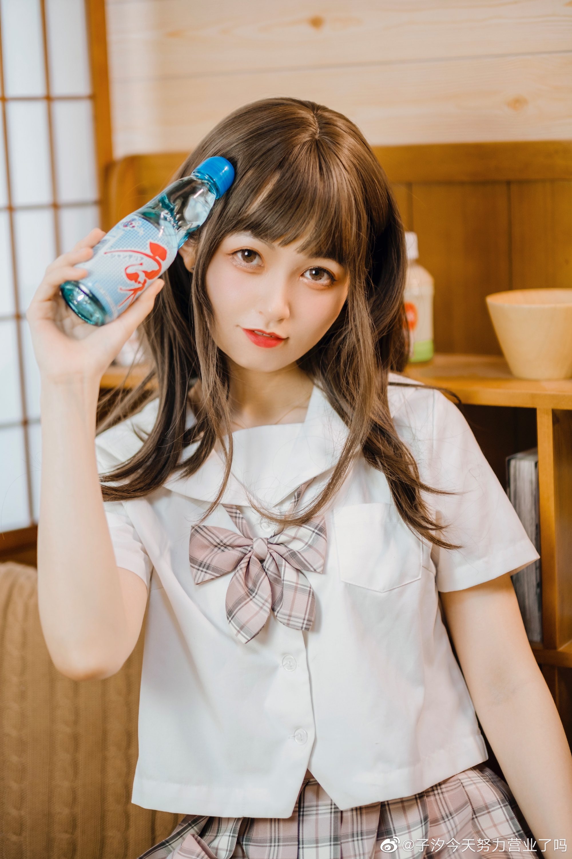 即使跌入深海，奇遇也会出现在抬头的瞬间