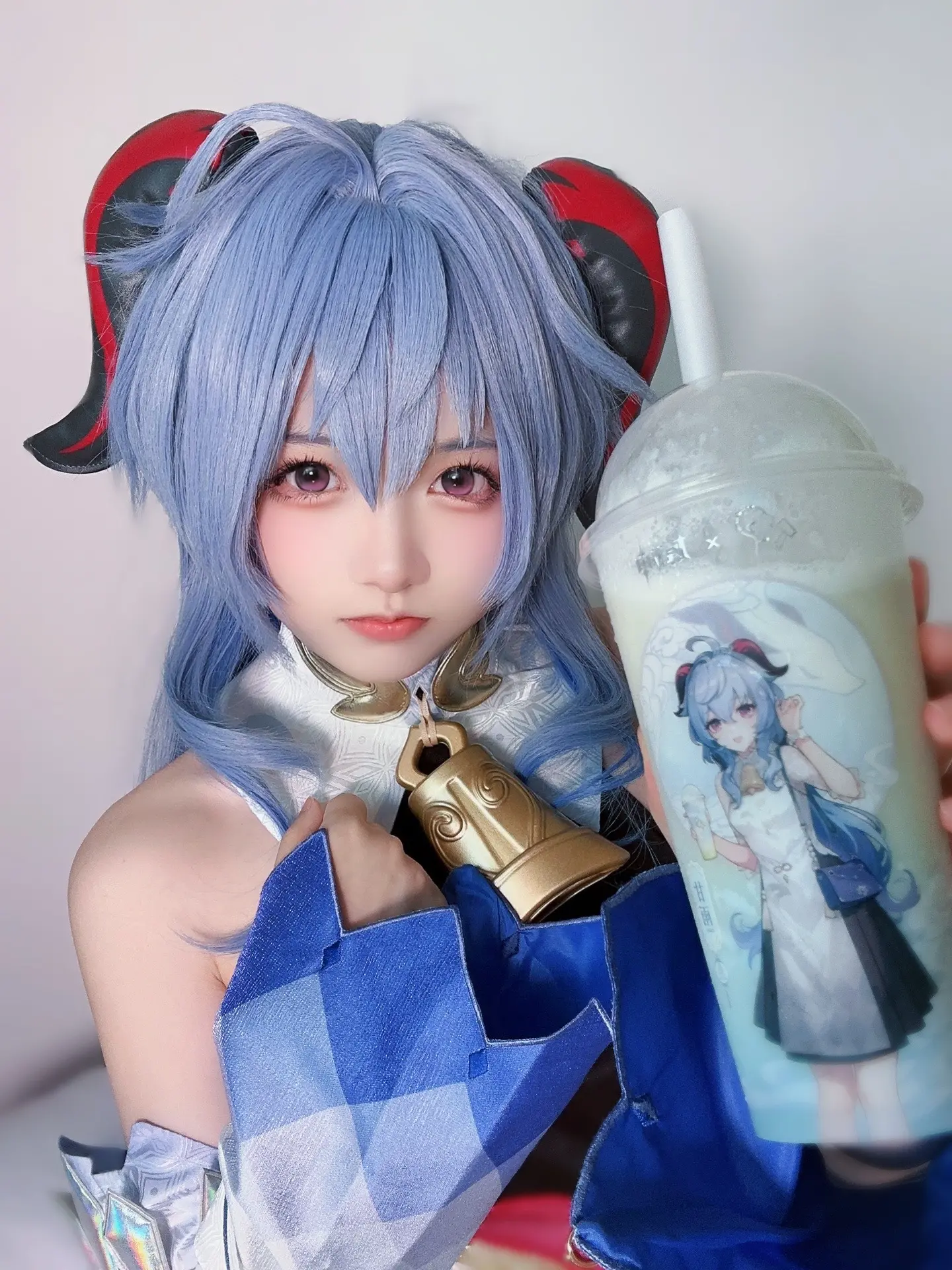 旅行者，你要来一杯吗？(❁´◡`❁)*喝奶茶变胖的话…我的分量……