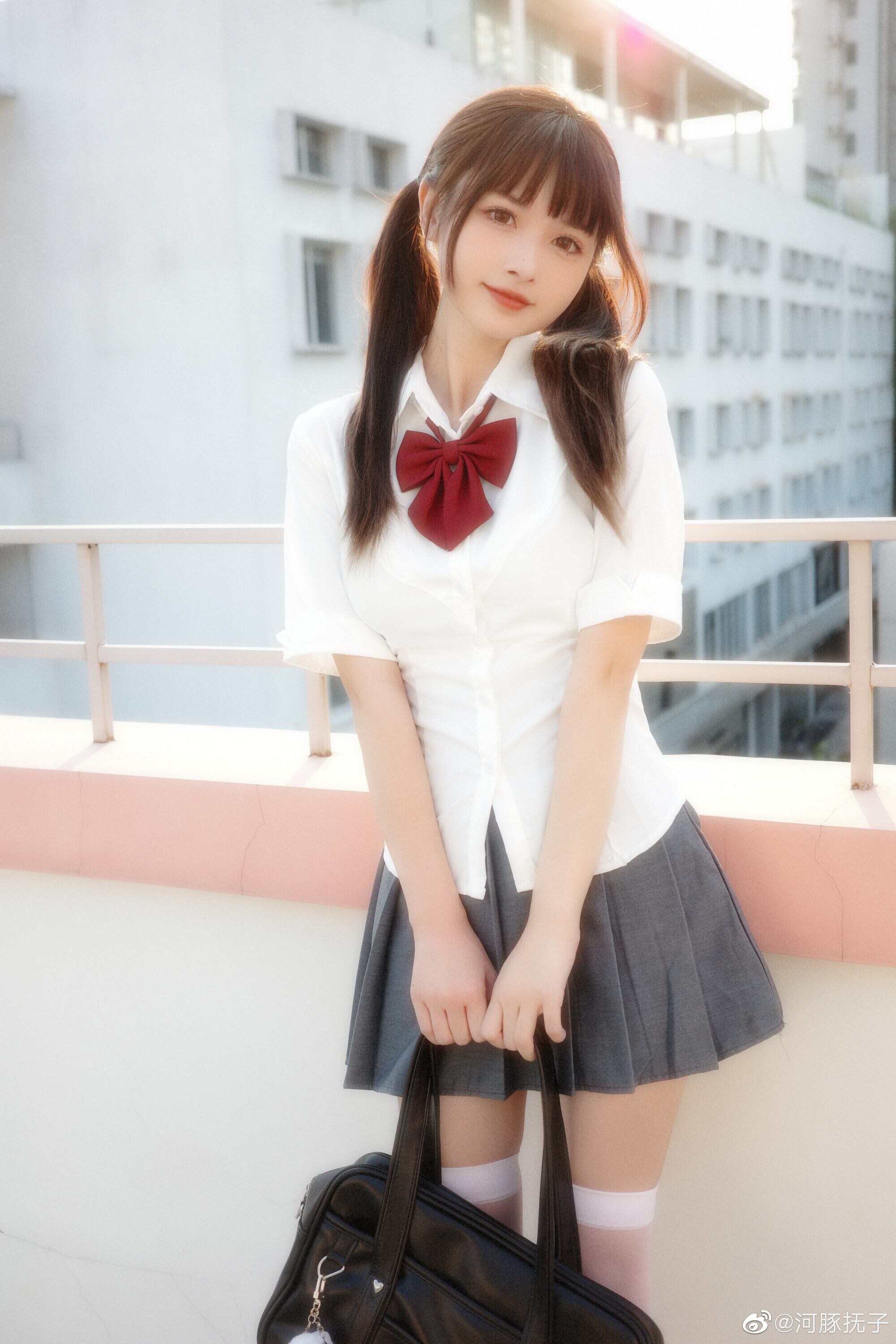 2023072907472984.jpg 我在人间贩卖浪漫❤️如果快乐太难,那我祝你平安