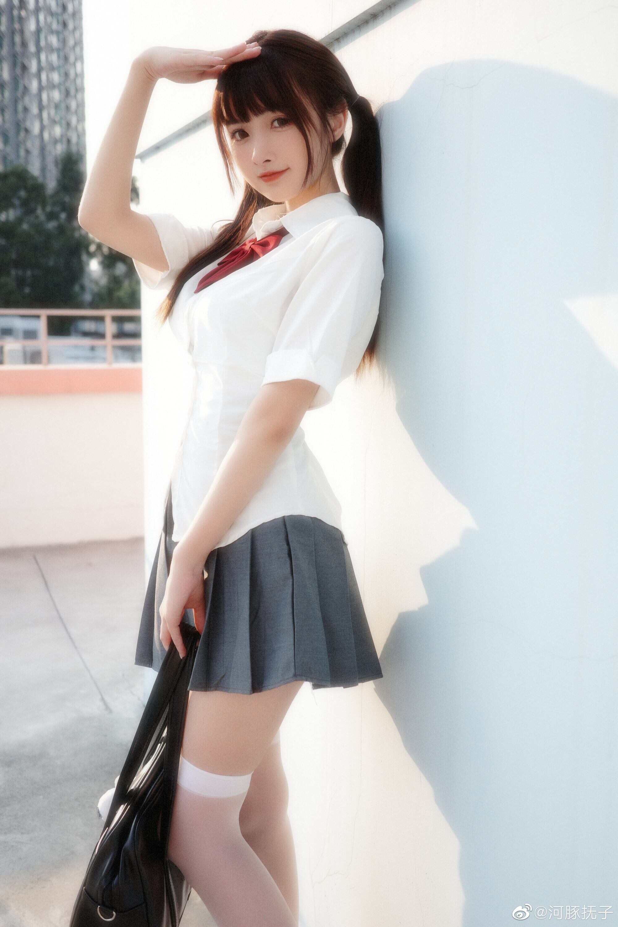 2023072907473631.jpg 我在人间贩卖浪漫❤️如果快乐太难,那我祝你平安
