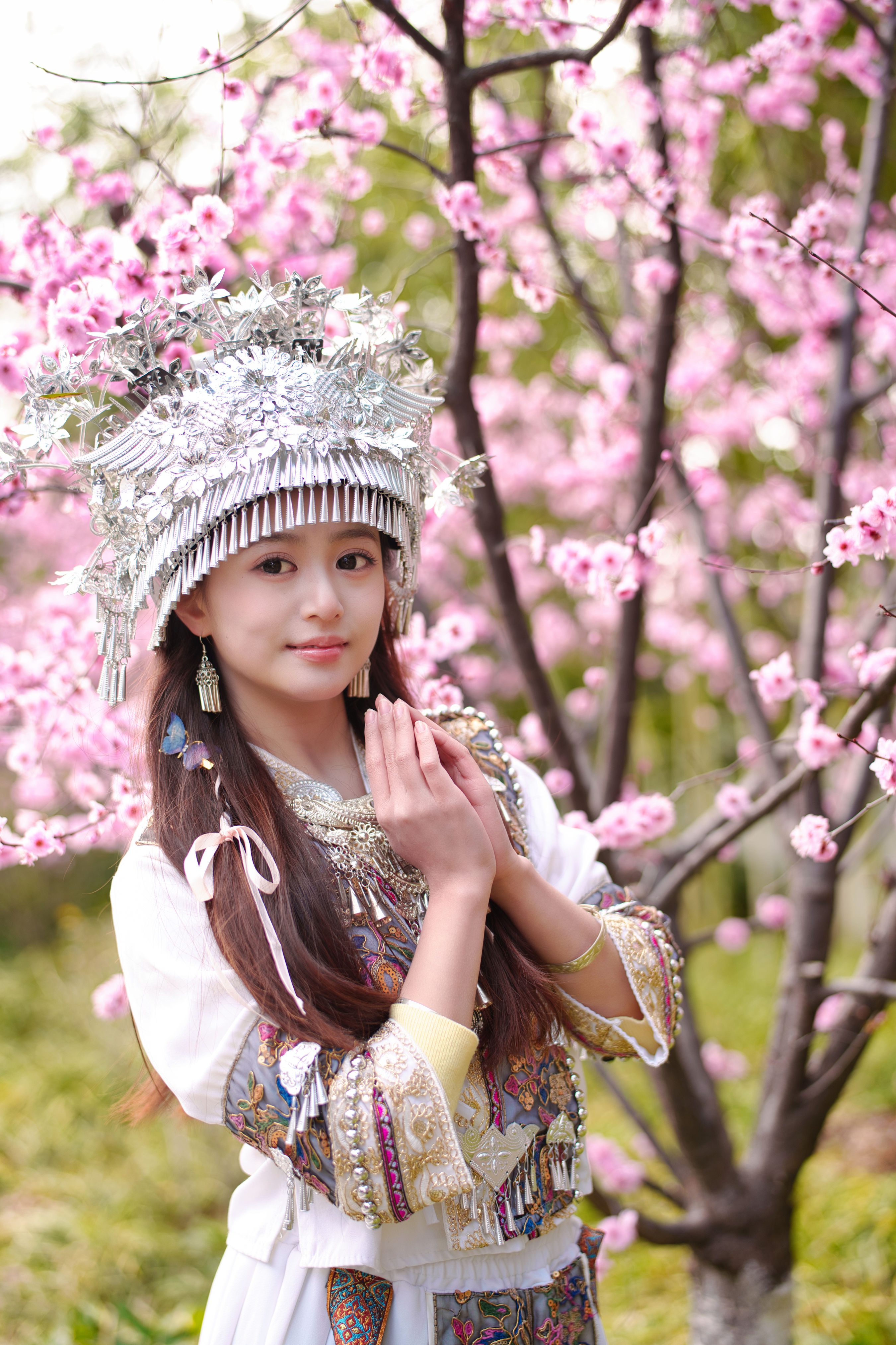 苗家小可爱_小亿 – 美图作品图片欣赏