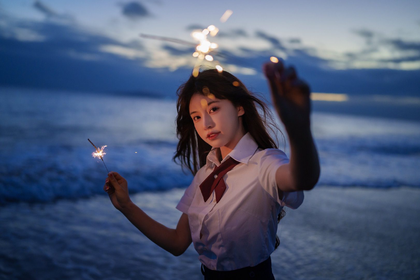 希望今年还有机会去三亚看看海，看看海边的日落