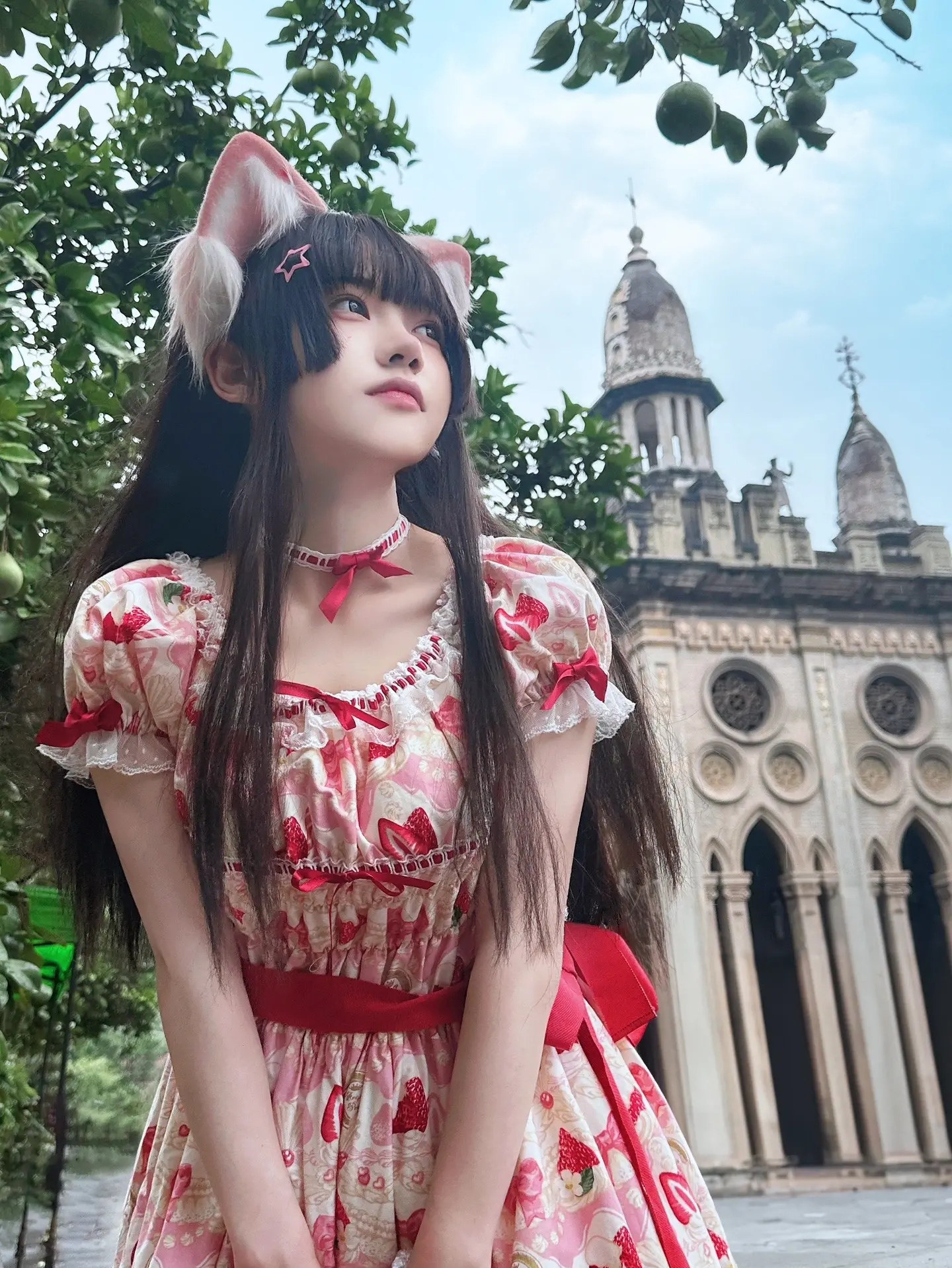 世界越热闹的时候。越觉得你应该在我身边