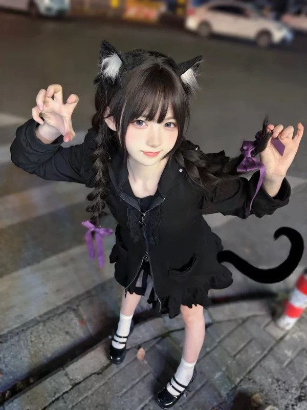 ^ ̳- ‧̫ • ̳^ฅ晚上好！我可爱的老婆们，和愚蠢的人类-远影归灯