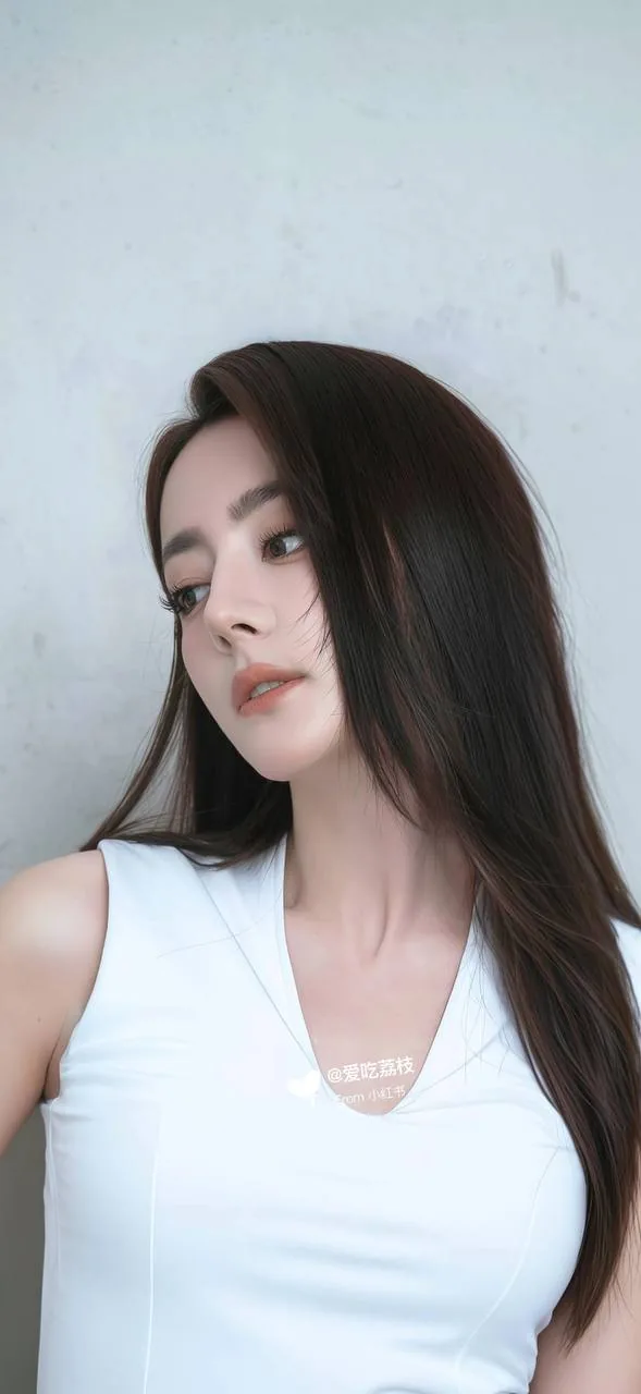 白衫银耳坠 · 清冷棚拍人像（03）