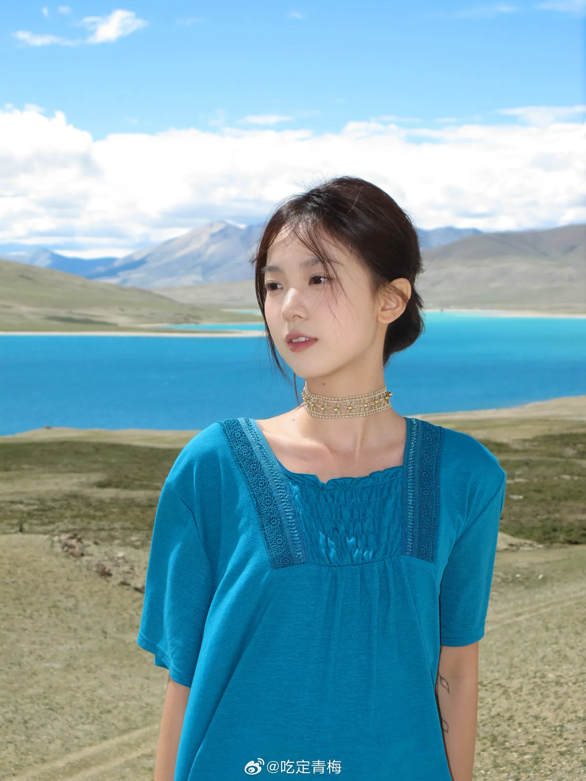 青绿蕾丝衫 · 高原碧湖雪山外景人像（06）