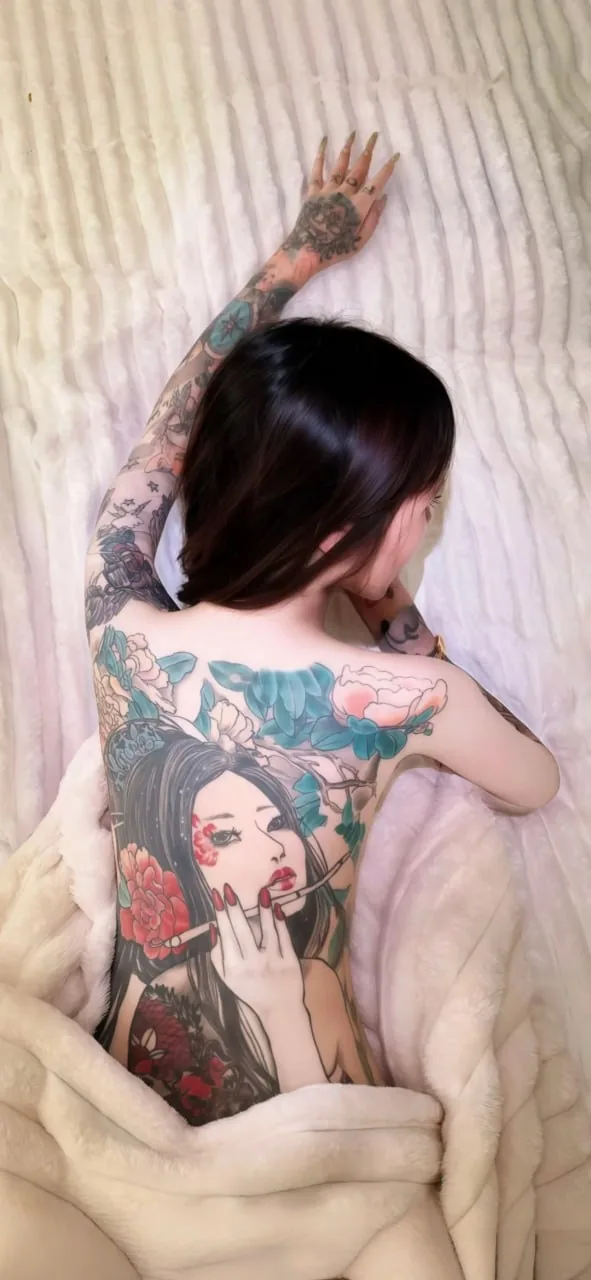 仕女背纹 · 暗调室内刺青写真壁纸（06）