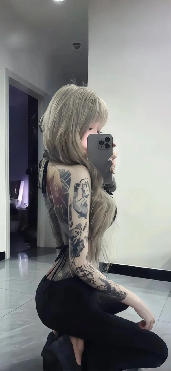 仕女背纹 · 暗调室内刺青写真壁纸（09）