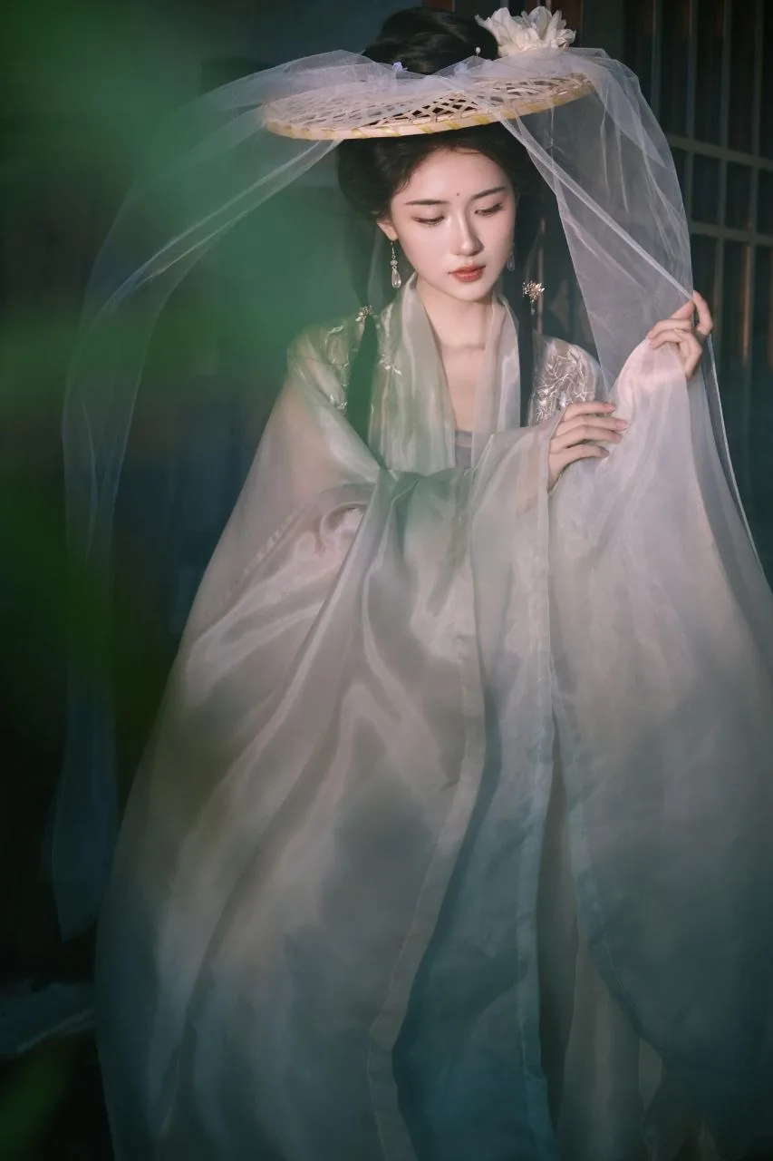 青纱斗笠撑伞 · 竹影宋制汉服写真（06）