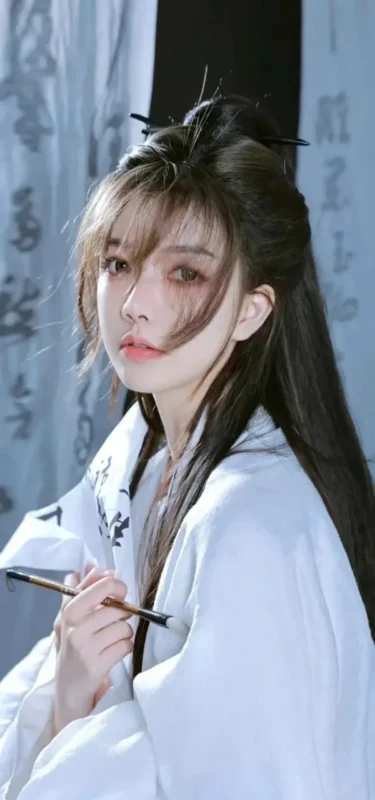 图集｜雪山白纱 · 百变少女写真壁纸（9P）-远影归灯