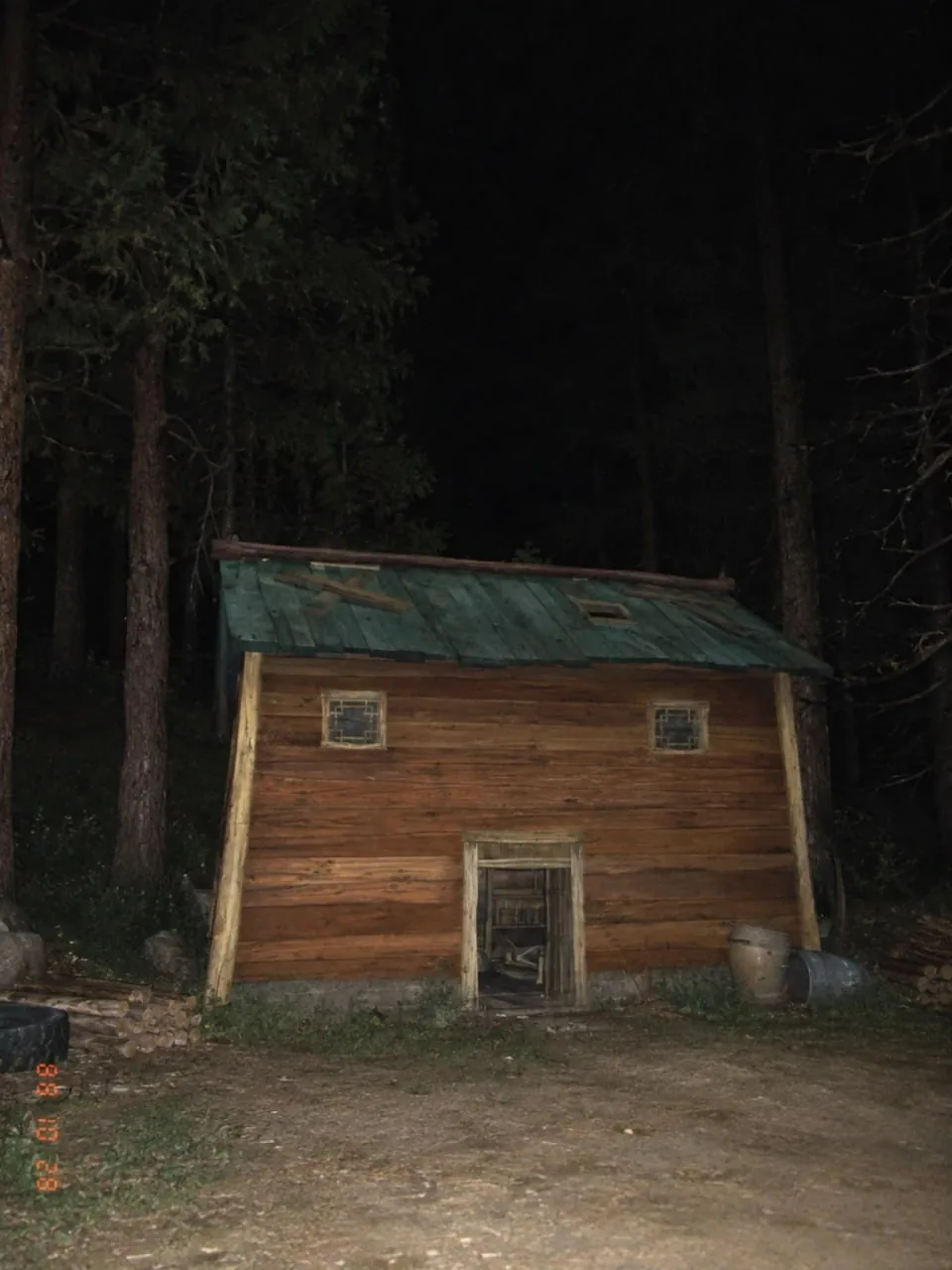 光头强的家 · 熊出没卡通木屋场景（06）