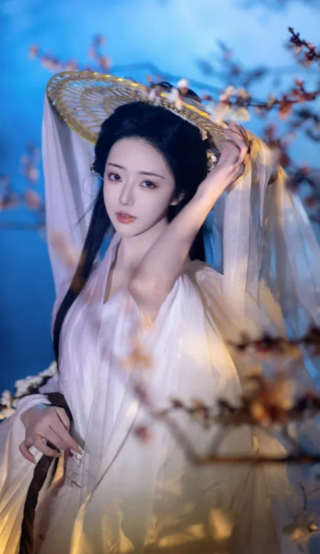 图集｜白纱斗笠提灯 · 夜梅花下古风汉服写真（9P）-远影归灯